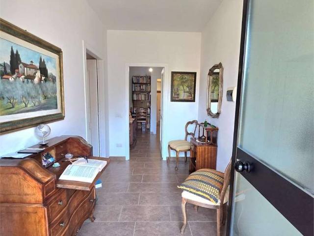 Appartamento in vendita a Firenze FI