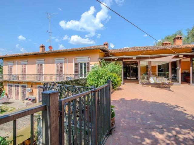 Appartamento in vendita a Firenze FI