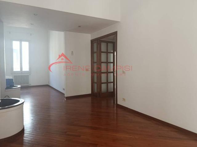 Appartamento in vendita a Firenze FI