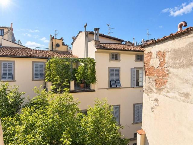 Appartamento in vendita a Firenze FI