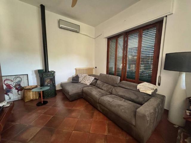 Appartamento in vendita a Firenze FI
