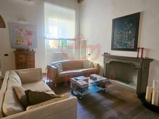 Appartamento in vendita a Firenze FI