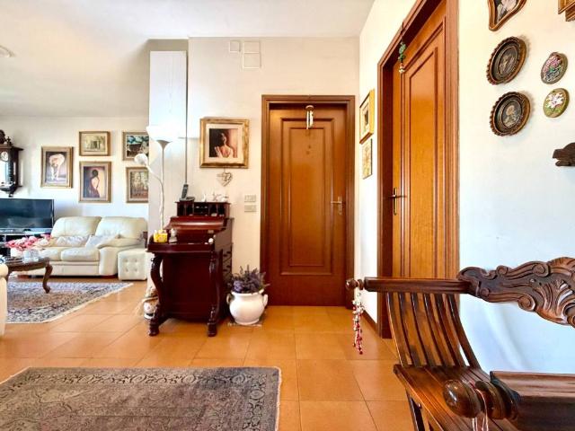 Appartamento in vendita a Firenze FI