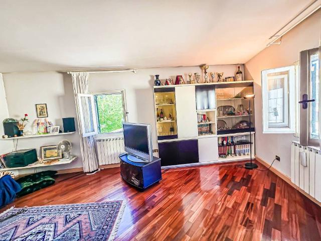 Appartamento in vendita a Firenze FI