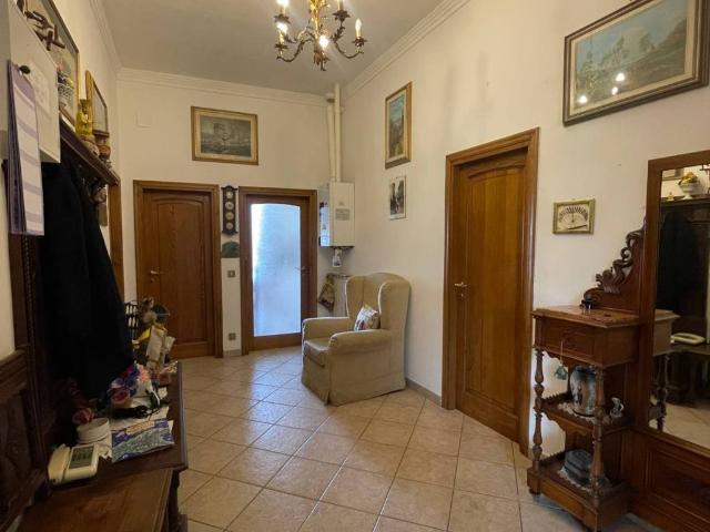 Appartamento in vendita a Firenze FI