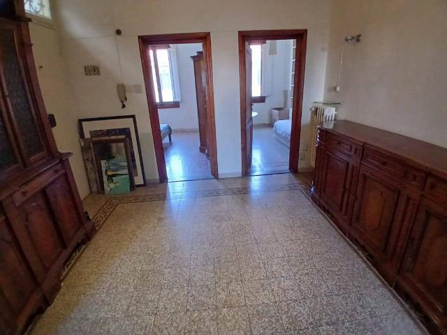 Appartamento in vendita a Firenze FI