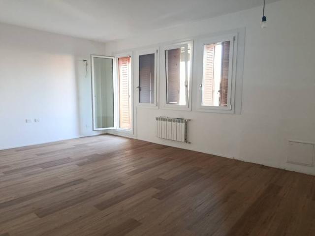 Appartamento in vendita a Firenze FI
