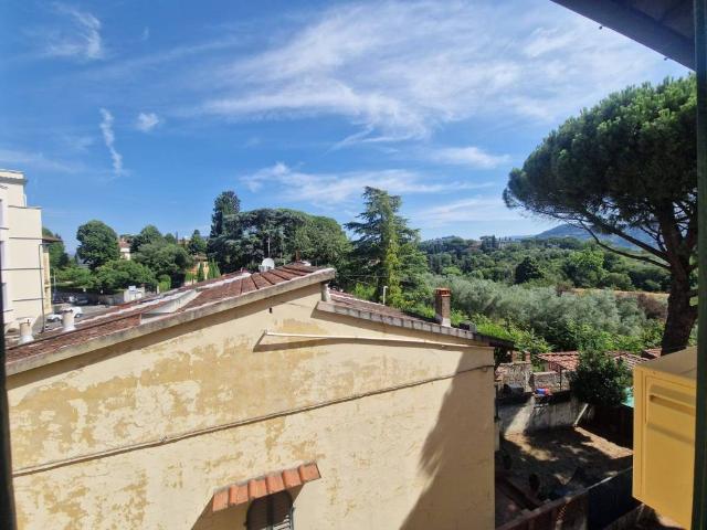 Appartamento in vendita a Firenze FI