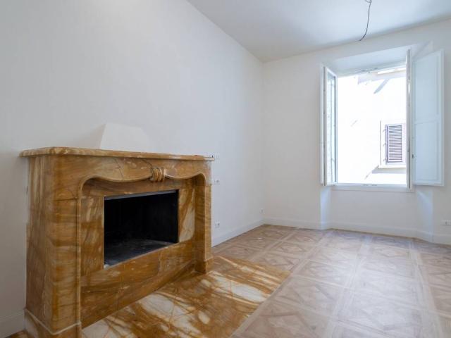 Appartamento in vendita a Firenze FI