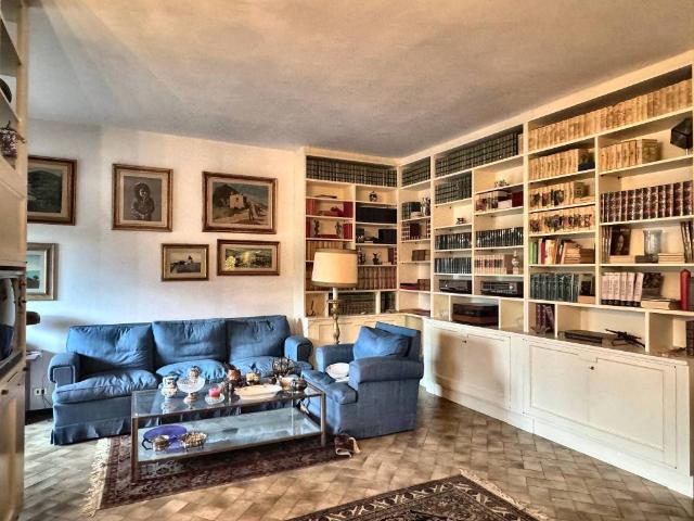 Appartamento in vendita a Firenze FI