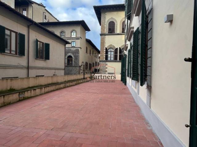 Appartamento in vendita a Firenze FI
