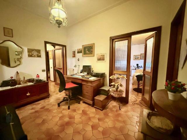 Appartamento in vendita a Firenze FI