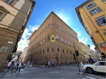 Appartamento in vendita a Firenze FI