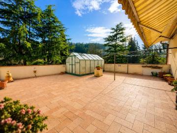 Appartamento in vendita a Firenze FI