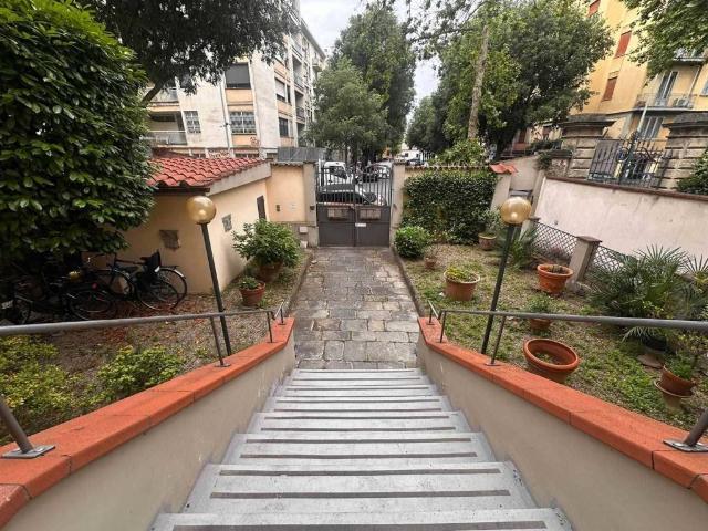 Appartamento in vendita a Firenze FI