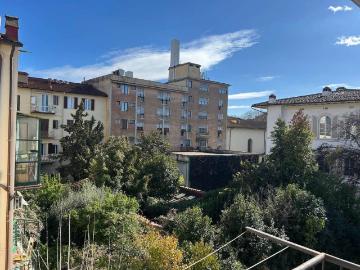 Appartamento in vendita a Firenze FI