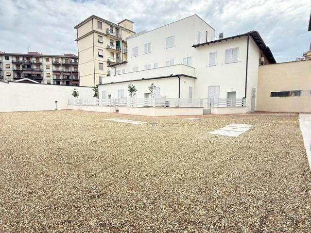 Appartamento in vendita a Firenze FI