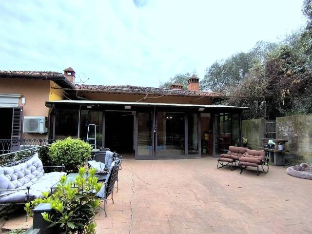 Appartamento in vendita a Firenze FI