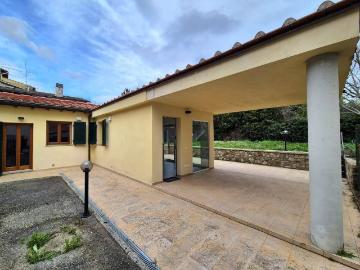 Appartamento in vendita a Firenze FI