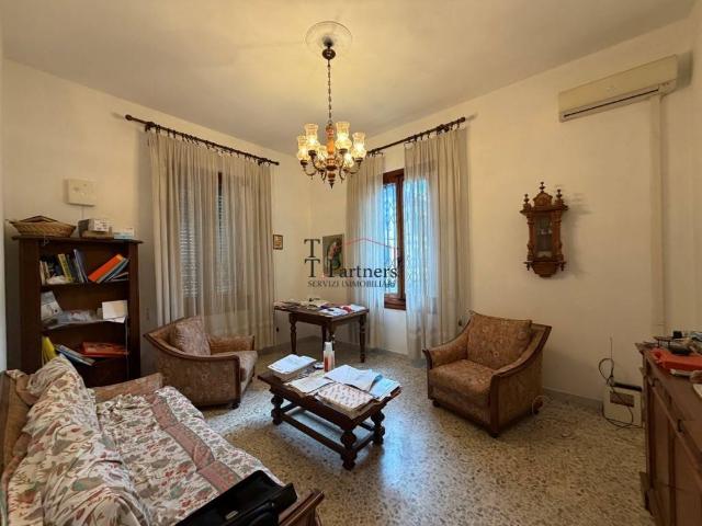 Appartamento in vendita a Firenze FI