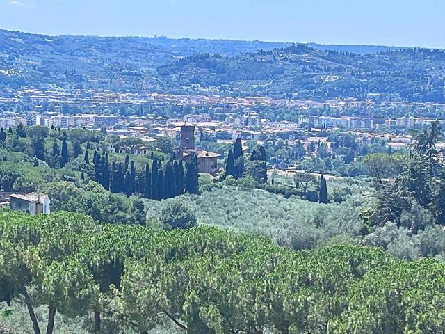 Appartamento in vendita a Firenze FI