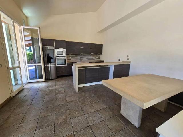 Appartamento in vendita a Firenze FI