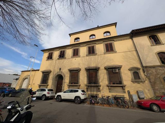 Appartamento in vendita a Firenze FI