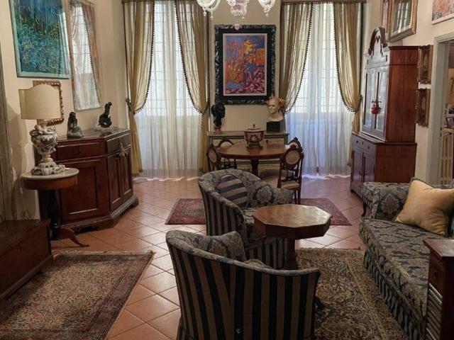 Appartamento in vendita a Firenze FI