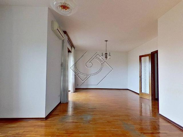Appartamento in vendita a Firenze FI