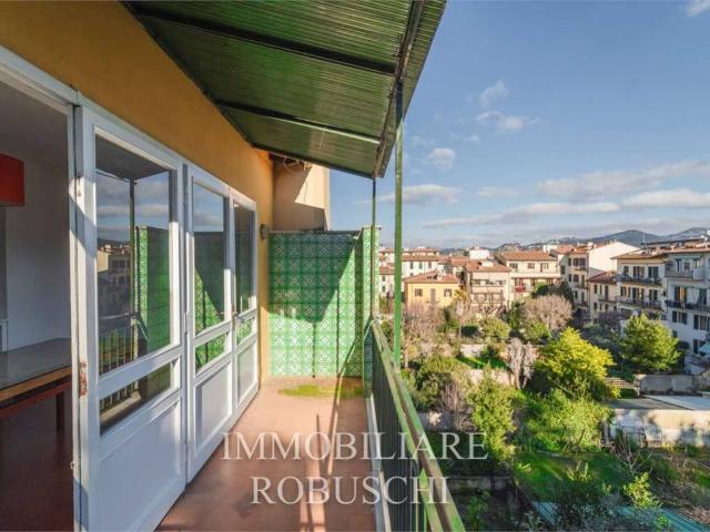Appartamento in vendita a Firenze FI