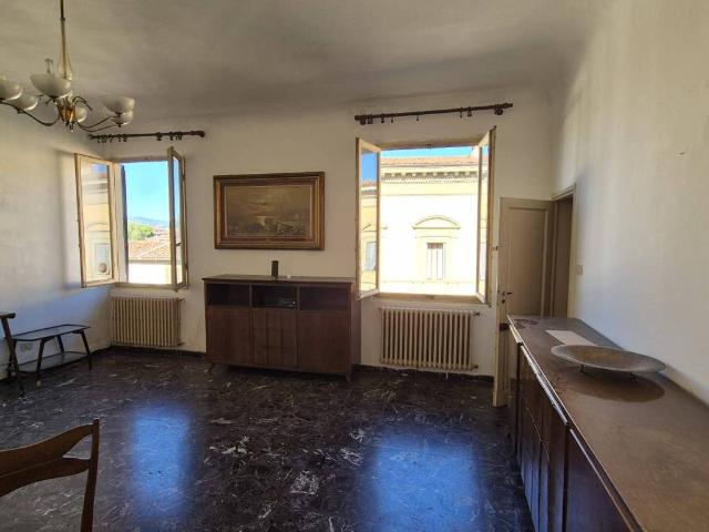 Appartamento in vendita a Firenze FI
