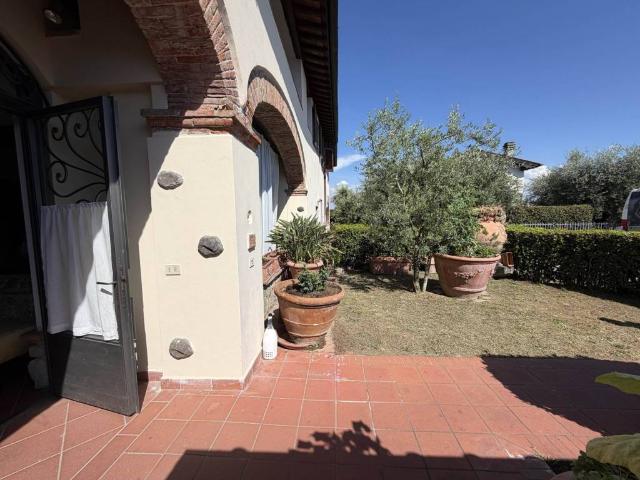 Appartamento in vendita a Firenze FI
