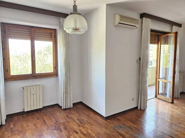 Appartamento in vendita a Firenze FI