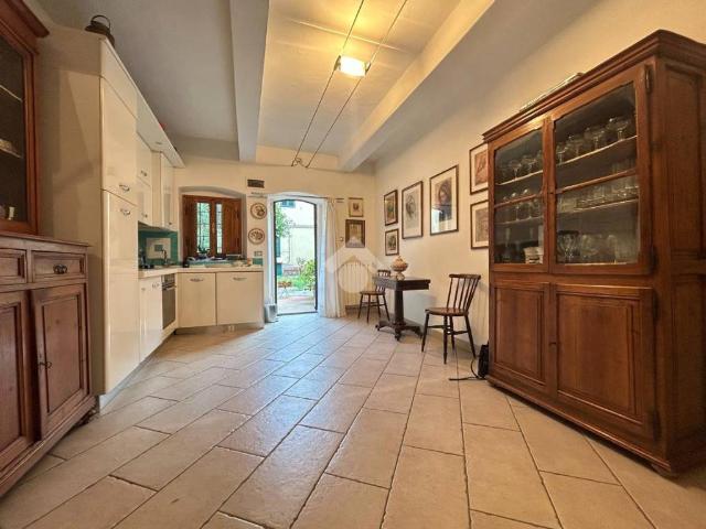 Appartamento in vendita a Firenze FI
