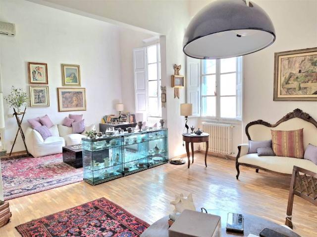Appartamento in vendita a Firenze FI