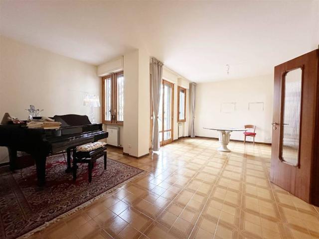 Appartamento in vendita a Firenze FI