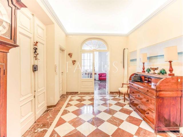 Appartamento in vendita a Firenze FI
