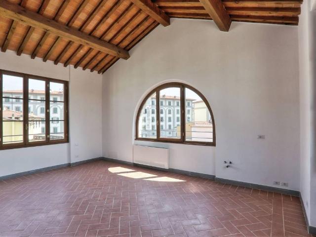 Appartamento in vendita a Firenze FI