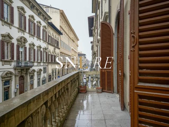 Appartamento in vendita a Firenze FI