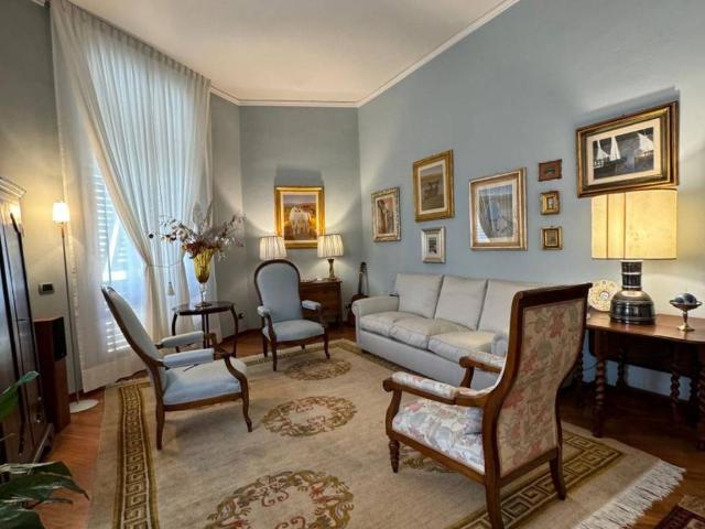 Appartamento in vendita a Firenze FI