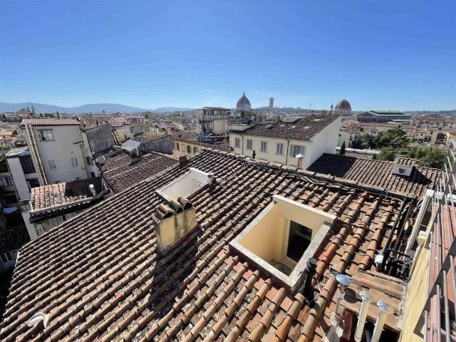 Appartamento in vendita a Firenze FI