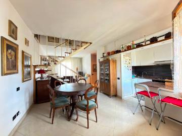 Appartamento in vendita a Firenze FI