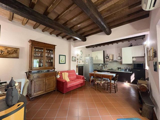 Appartamento in vendita a Firenze FI