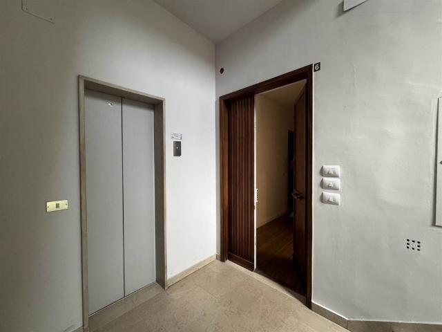 Appartamento in vendita a Firenze FI