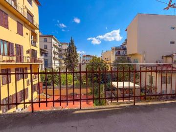 Appartamento in vendita a Firenze FI