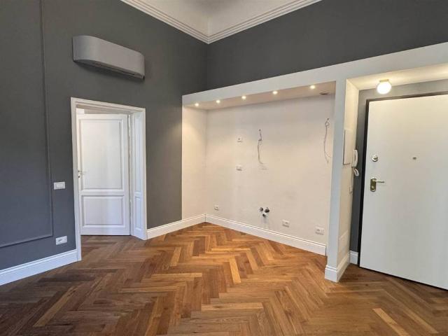 Appartamento in vendita a Firenze FI