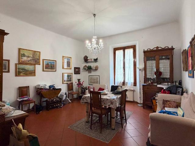 Appartamento in vendita a Firenze FI