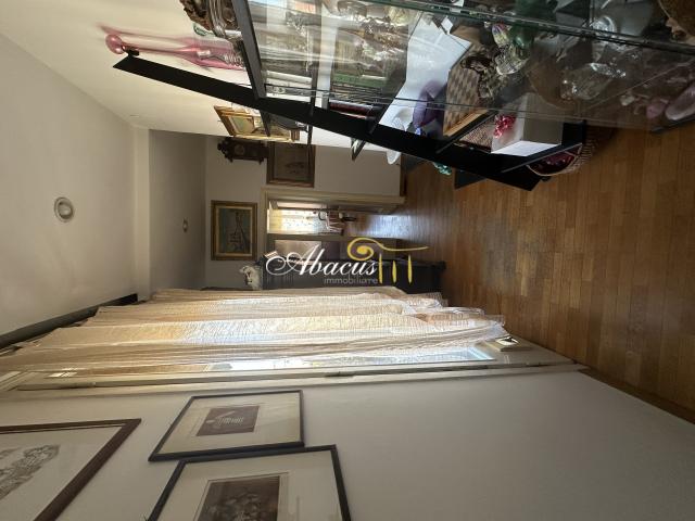 APPARTAMENTO in VENDITA a FIRENZE RIFREDI / DALMAZIA / CAREGGI di 5 vani
