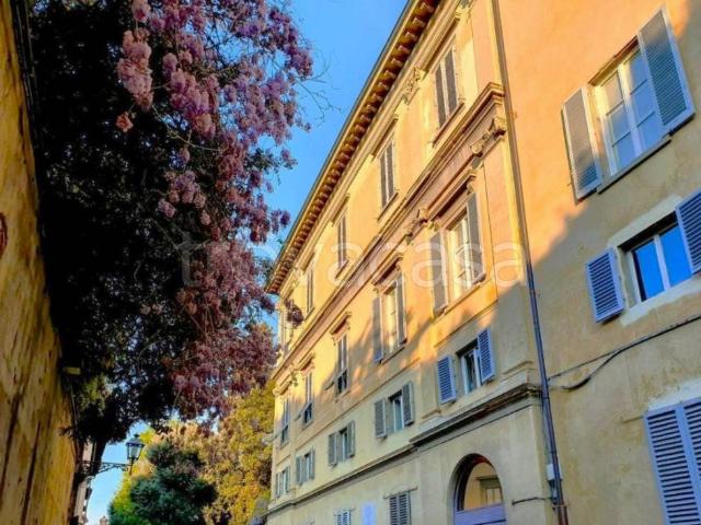 Appartamento in vendita a Firenze via Romana, Santo Spirito