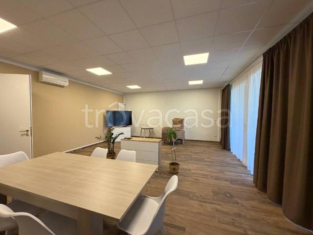 Appartamento in vendita a Firenze via Senese, 333, Galluzzo